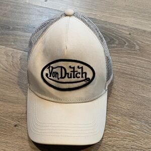 Von Dutch Cream and Light Gray Mesh Logo Trucker Hat